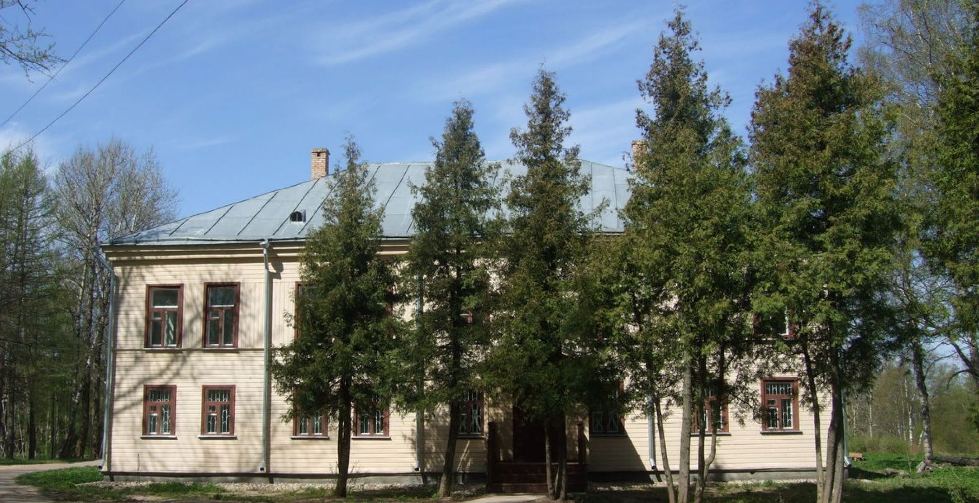 Олонецкий национальный музей в городском парке