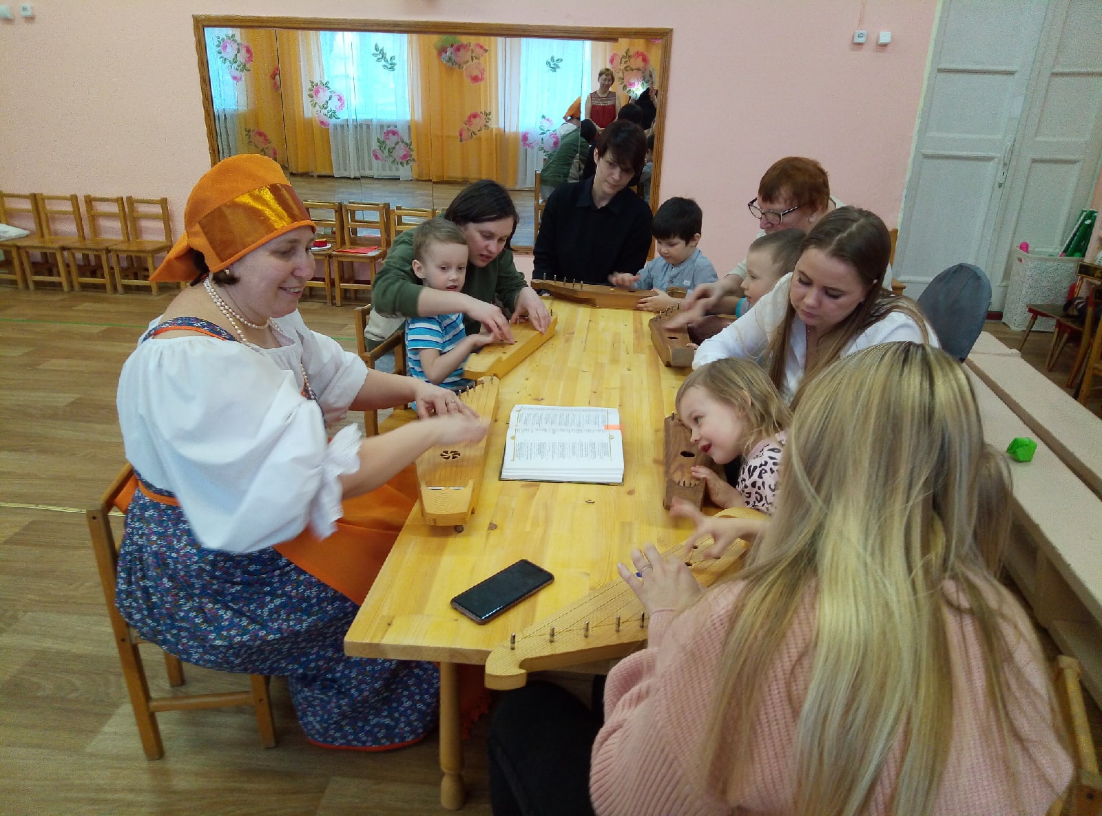 Mater class at Lumikello kindergarten in Petrozavodsk